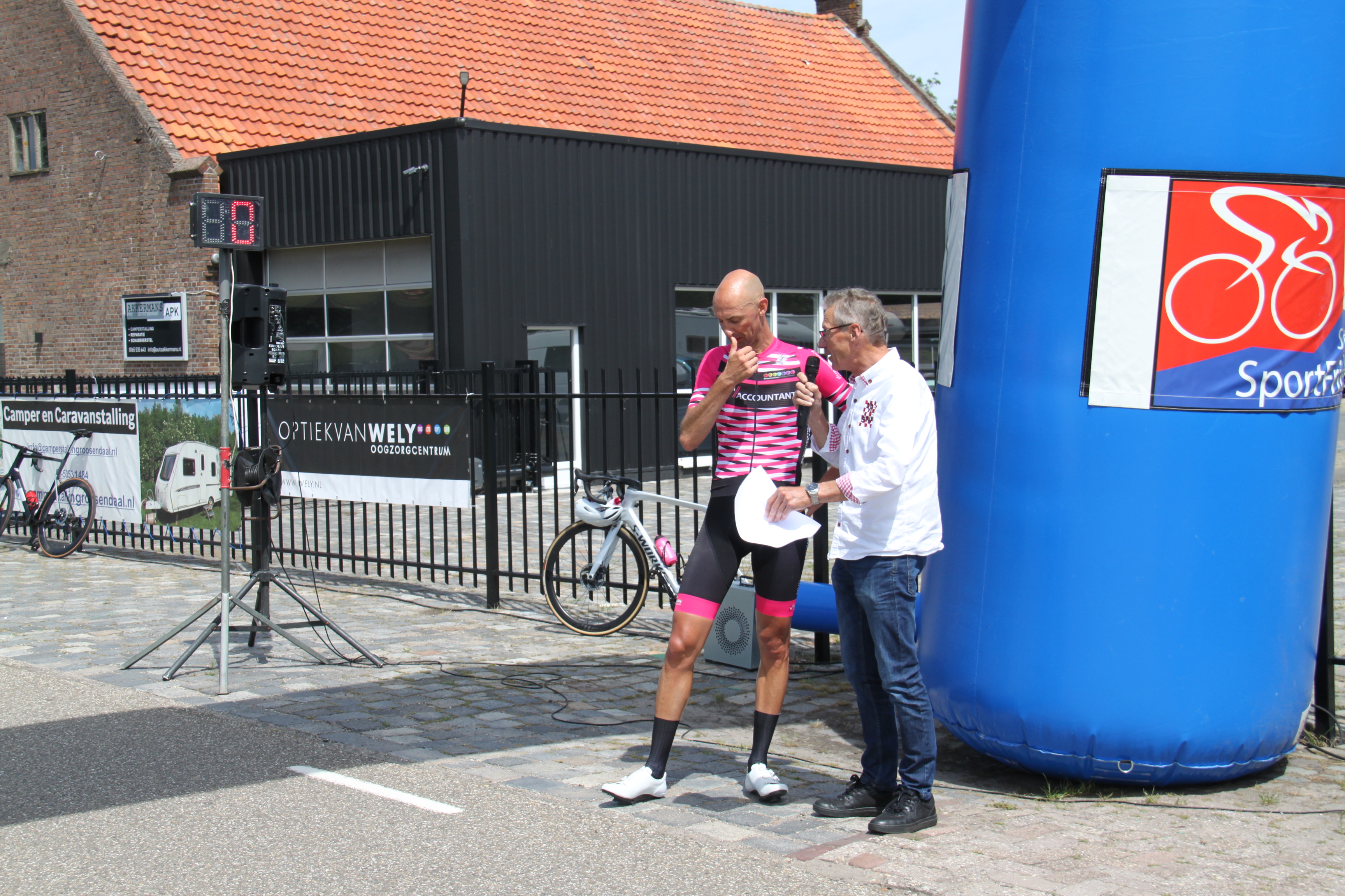 foto start/ finish Puitenbroekstraat