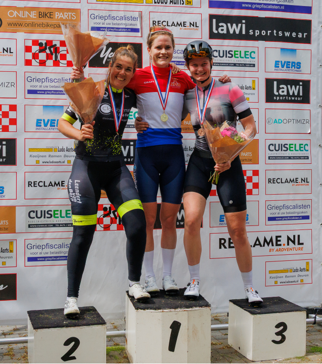foto podium NPSB Dames 2025
